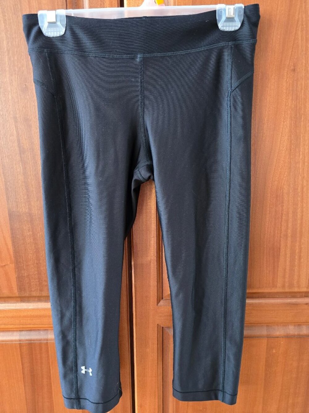 Under Armour black athletic leggings womans small